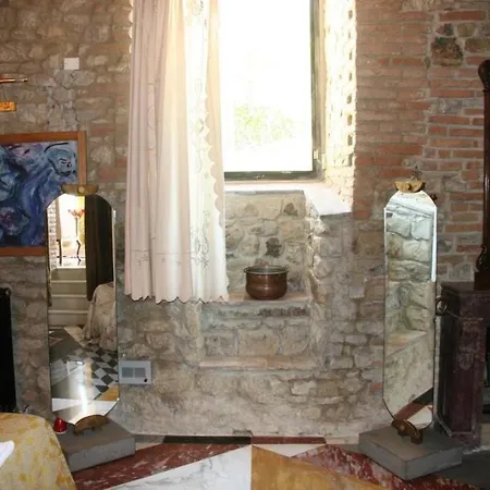 Le Vigne Sleeps 4 Pool Wifi